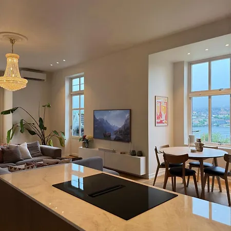 Apartment Exclusive Near Centre *